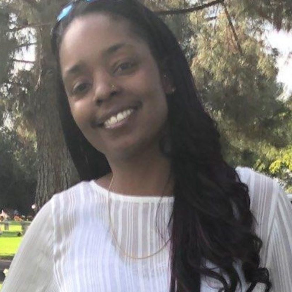 Meet your Posher, Kanika
